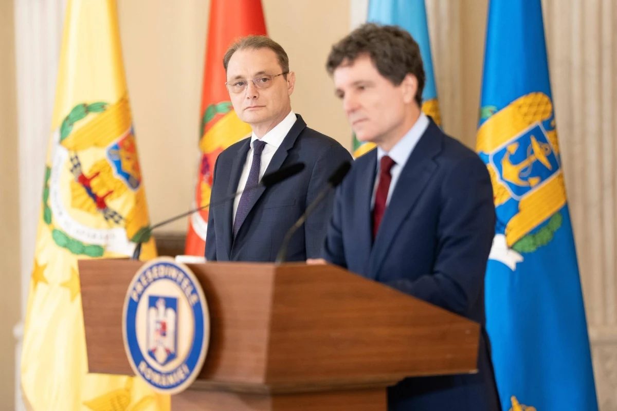 Nicușor Dan ia în calcul dizolvarea Parlamentului dacă Guvernul Niculescu nu trece joi votul (Foto: Realitatea)