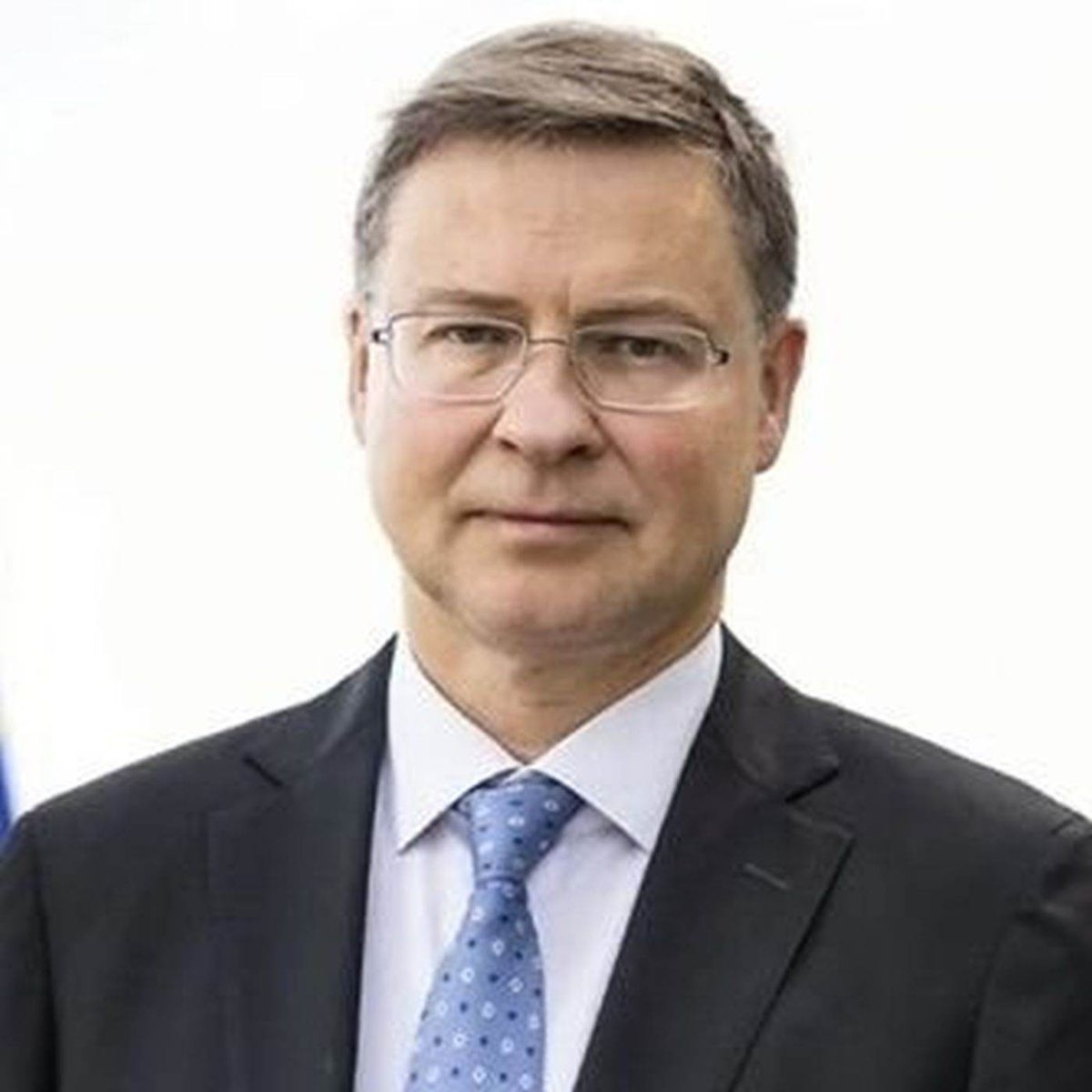 Comisarul european Dombrovskis cere reducerea dezechilibrelor comerciale dintre UE și China în mai multe sectoare (Foto: Bursa)