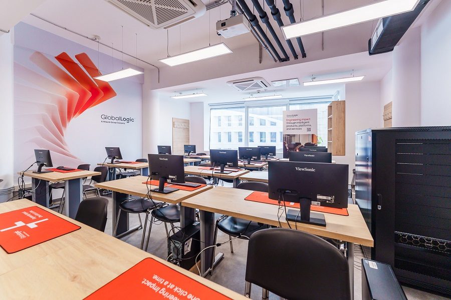 Un laborator de inteligență artificială a fost inaugurat la Universitatea Tehnică din Cluj-Napoca (Foto: Monitorul de Cluj)