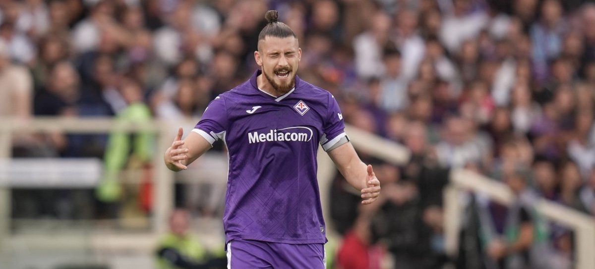Fiorentina a pierdut cu 1-3 în fața lui Como, cu Radu Drăgușin pe teren (Foto: Fanatik)