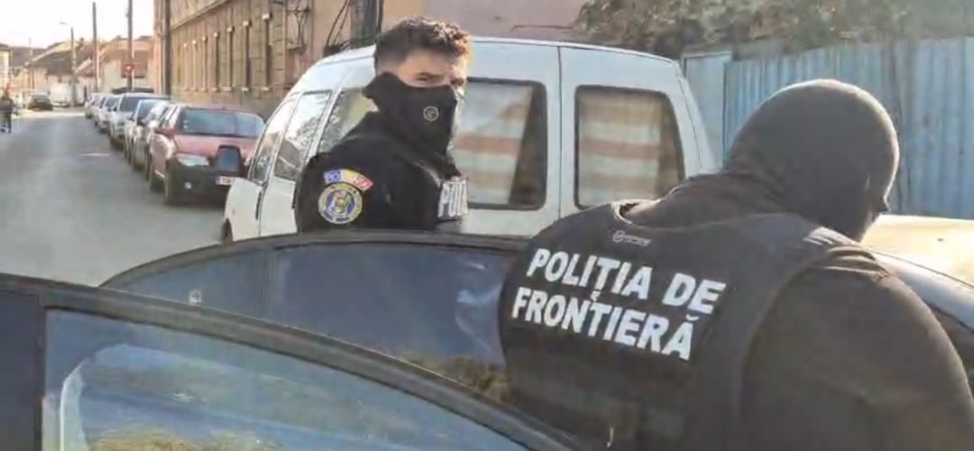 VIDEO. Captură de droguri de mare risc la Timișoara. Doi bărbați, reținuți de DIICOT (Foto: Opinia Timișoarei)