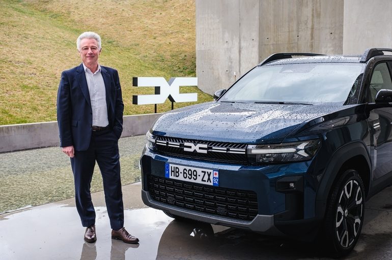 Vicepreședintele Dacia spune că marca își urmează propria strategie și nu copiază producătorii chinezi. (Foto: HotNews)