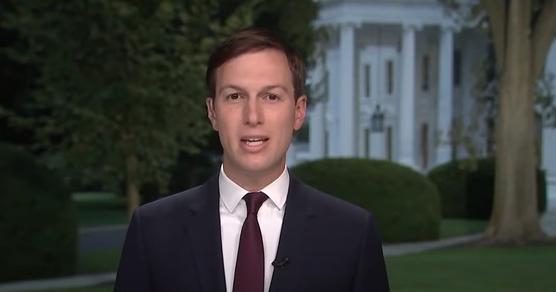 Vanity Fair relatează că piratarea telefonului lui Jared Kushner a dezvăluit negocieri secrete. (Foto: G4Media)
