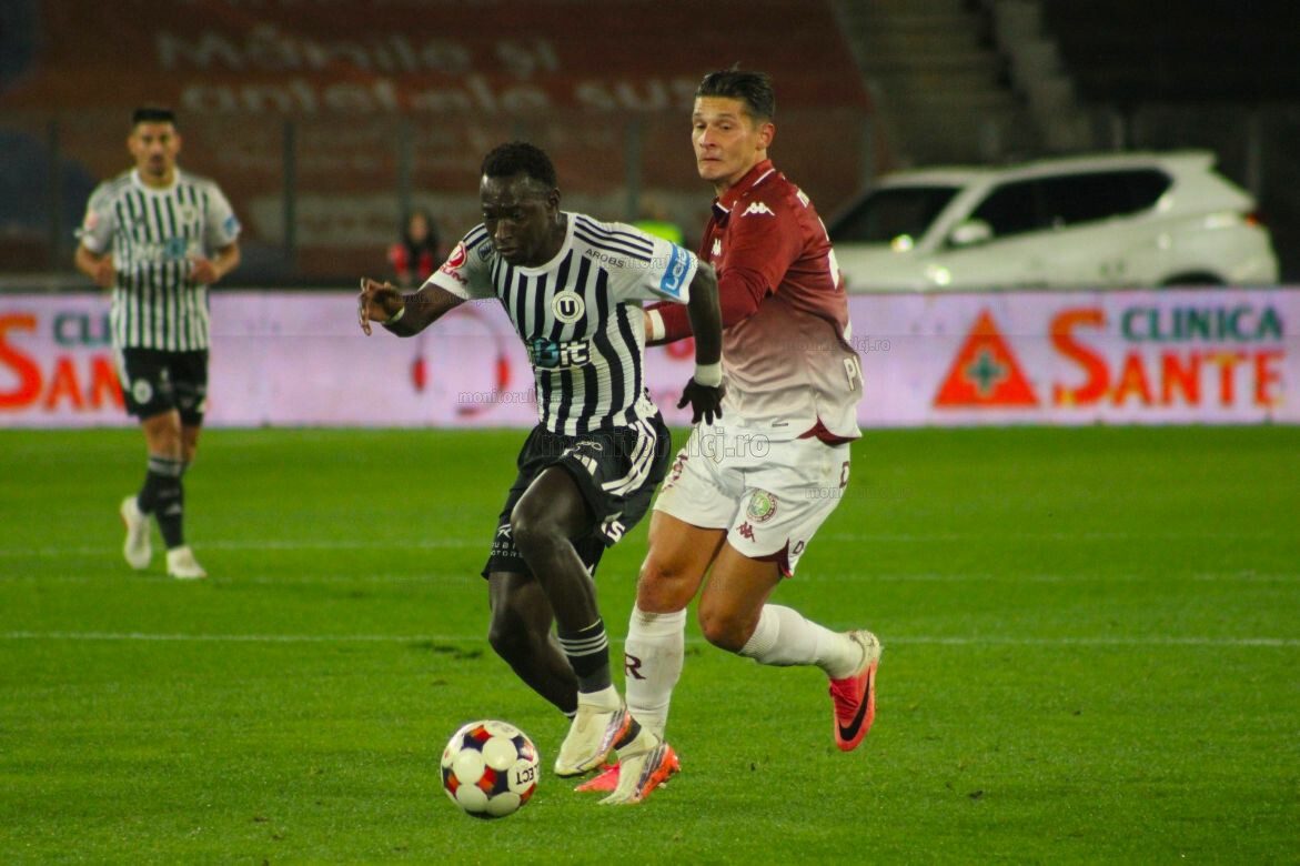 Corvinul și Universitatea Cluj se întâlnesc la Petroșani în etapa a 13-a din Superliga (Foto: Monitorul de Cluj)