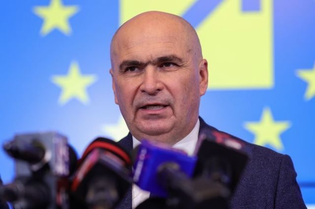Bolojan spune că Constituția creează „sindromul mașinii cu două volane”, iar reformele nu pot fi livrate rapid. (Foto: News.ro)