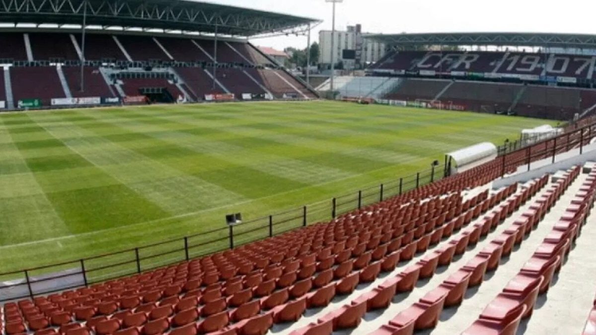 Dinamo joacă împotriva CFR Cluj pentru a-și consolida primul loc în Superliga (Foto: Știripesurse)