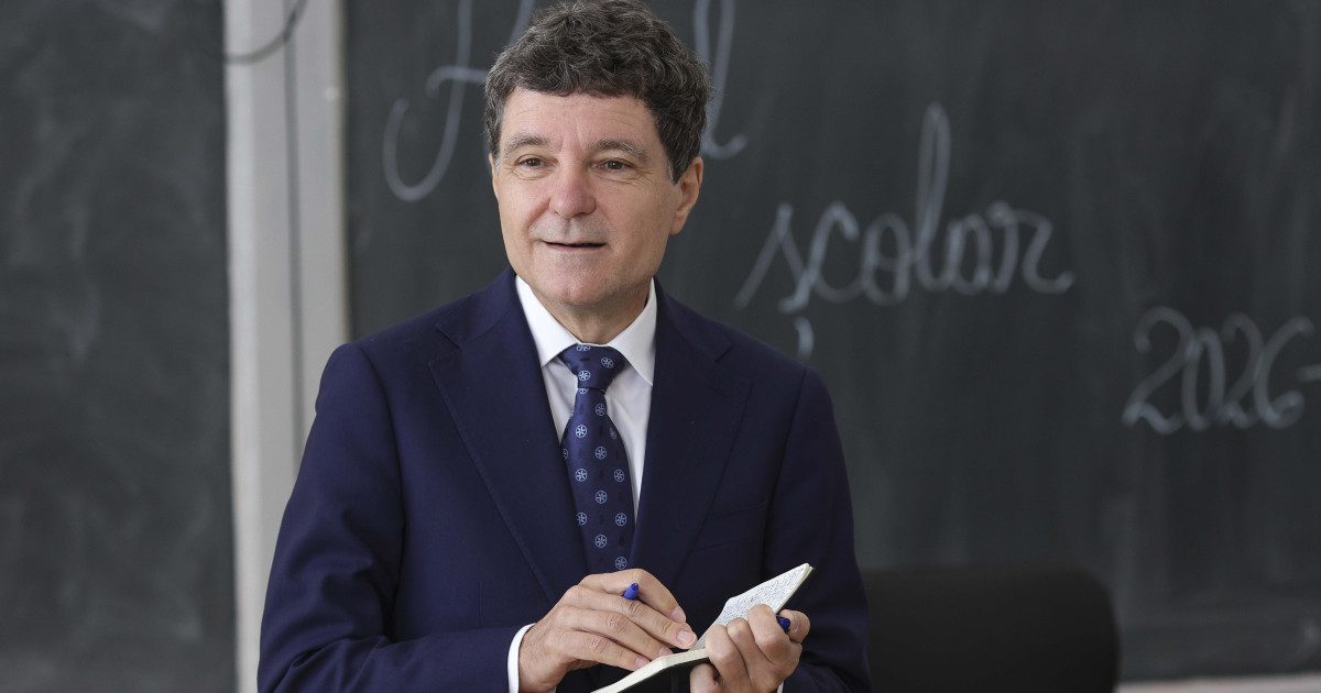 Sorin Costreie a declarat că Nicușor Dan este uneori prea încet (Foto: Digi24)