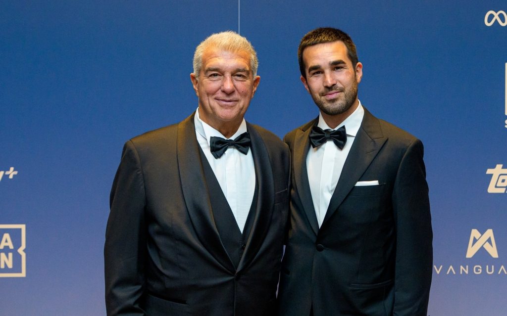 Pere Romeu, fost antrenor la Viitorul, a primit premiul Johan Cruyff pentru fotbalul feminin (Foto: Ziare.com)