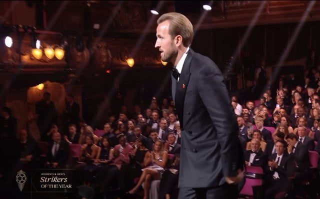 Harry Kane a fost premiat la gala Balonului de Aur (Foto: News.ro)