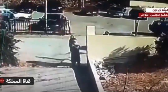 Forțele aeriene iordaniene au lovit ascunzători ale unor combatanți în sudul Siriei. (Foto: News.ro)