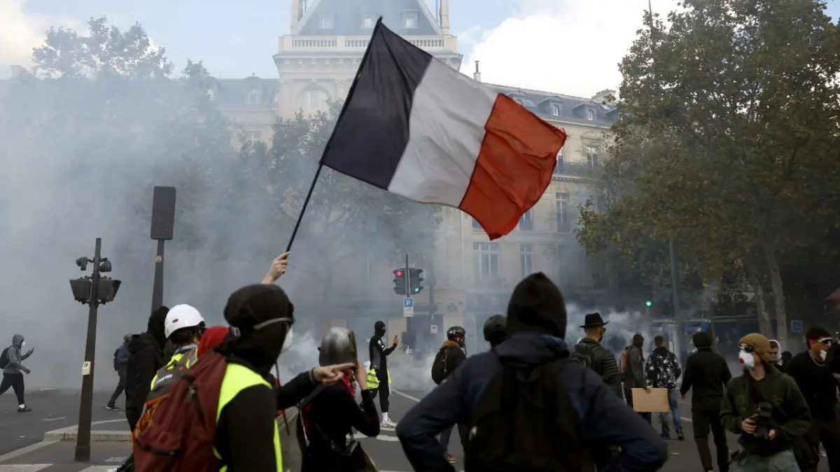 Patru raportori ONU se declară consternați de reacția autorităților franceze la protestele studențești (Foto: DCNews)
