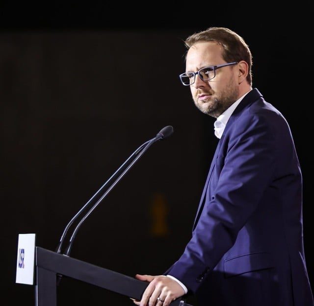 Dominic Fritz a spus că AUR îi amintește de adolescenții de la colțul blocului (Foto: News.ro)