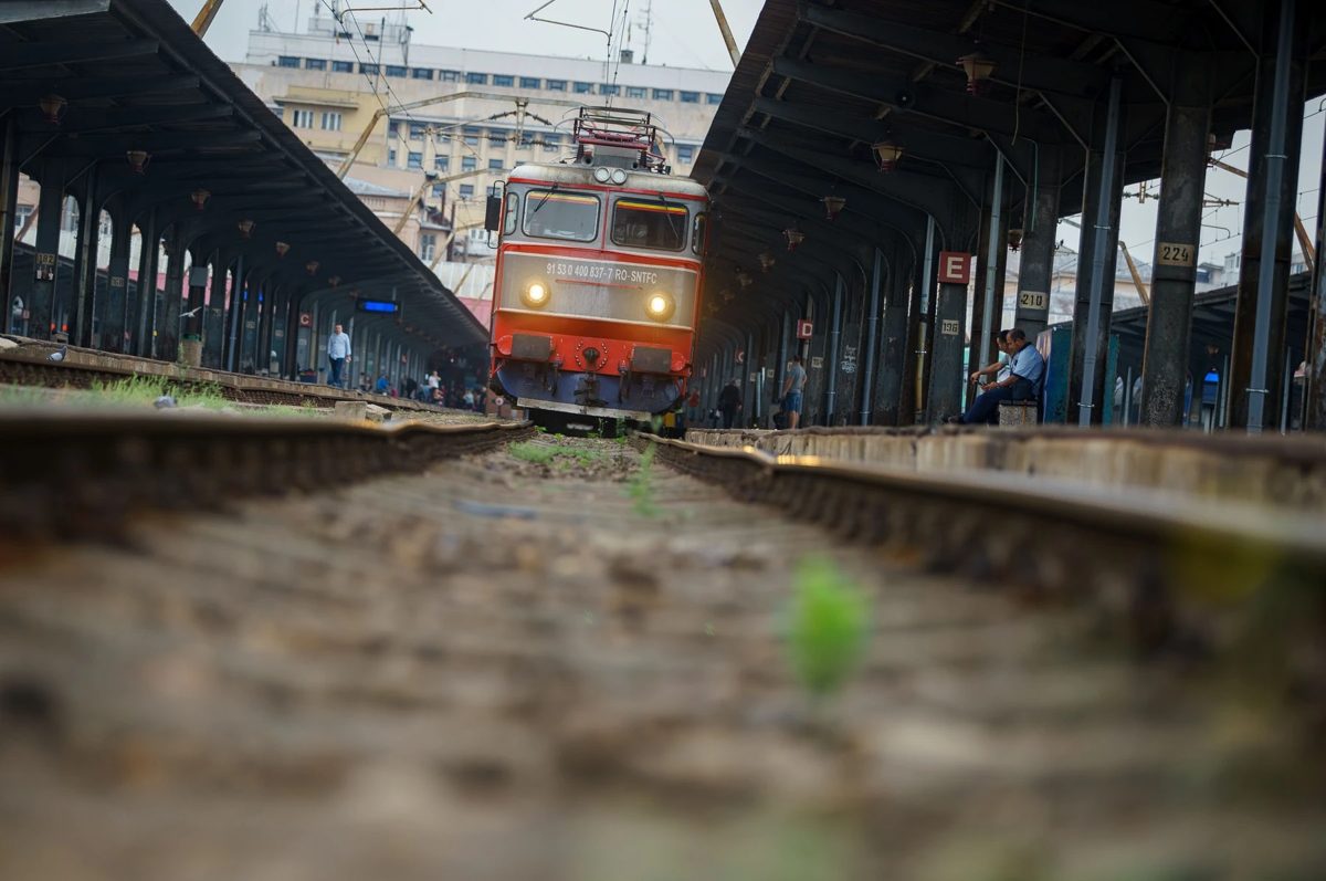O persoană a fost lovită în Gara de Nord de trenul internațional IRN 472 (Foto: Realitatea)